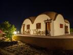 Hamata - Eco Diving Village Wadi Lahami - Chalet - Außen bei Nacht Nahaufnahme