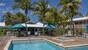 Little Cayman - Little Cayman Beach Resort, Pool & Taucherbar 2