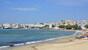 Naxos - Strand vor Naxia Apartments mit Blick nach Naxos Stadt